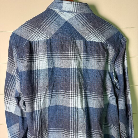 Toad & Co Men's Medium Shirt Blue Flannel Plaid Button - Picture 3 of 12